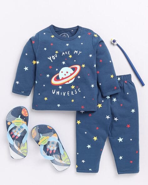 Clt.s Boy Star Print Lounge Pants & T-Shirt Set