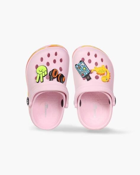 FRISBEE Clogs with Applique