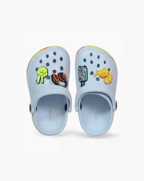 FRISBEE Infants Clogs with Applique