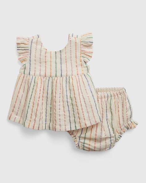 Gap Kids Rainbow Print Top & Shorts Set