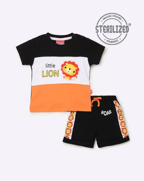 MOM'S LOVE Lion Applique Colourblock T-shirt & Shorts Set