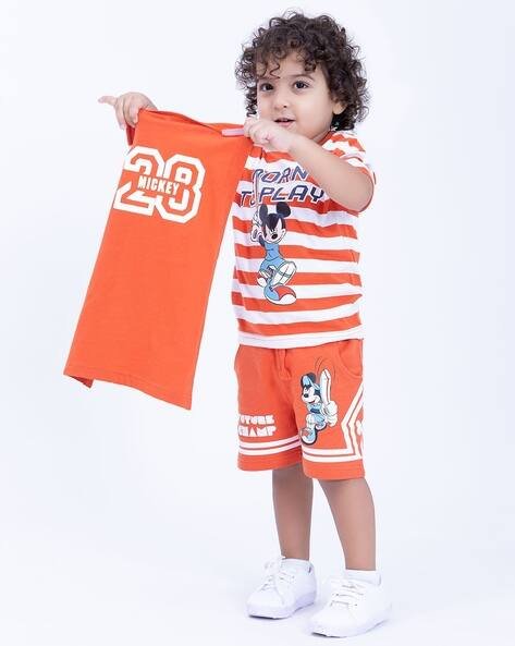 PLAYDAY Boys Mickey Mouse Print Round-Neck T-Shirt with Detachable Cape