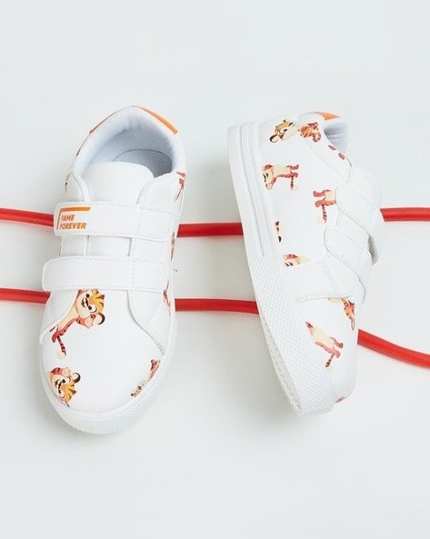 Fame forever by lifestyle Boys Casual Shoes with Velcro Fastening