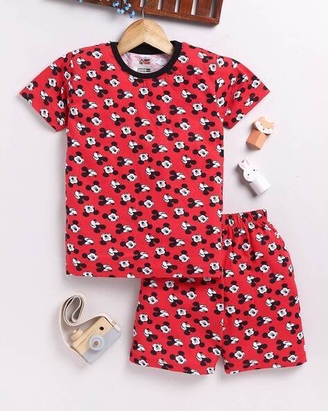 SMARTRAHO Boys Micky-Mouse Print Round-Neck T-Shirt & Shorts Set