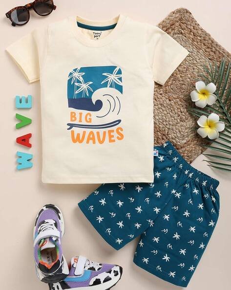 TOONYPORT Printed Round-Neck T-Shirt & Shorts Set