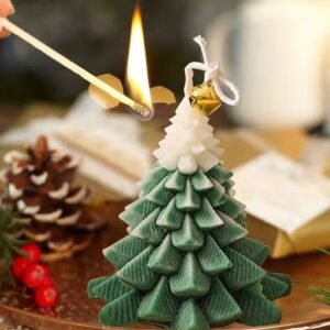 Aromaticfables - Velvet Rode Scented Christmas Tree Candle