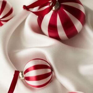 H&M - Satin Thread Bauble Decoration