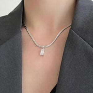 V Fashion Jewellery - Short Necklace